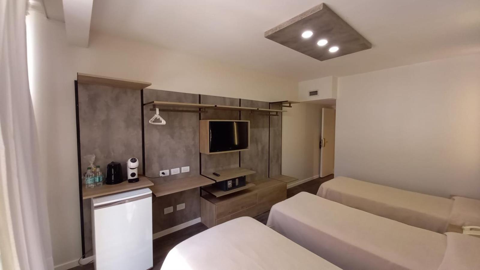Hotel Versailles Mar del Plata Habitación foto